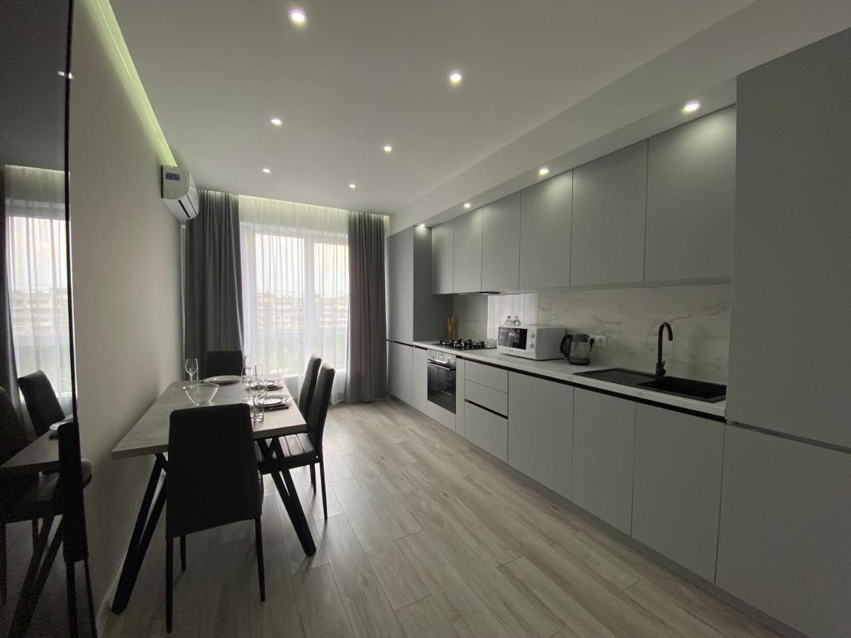 Modern Executive With Prime Location Апартаменты *